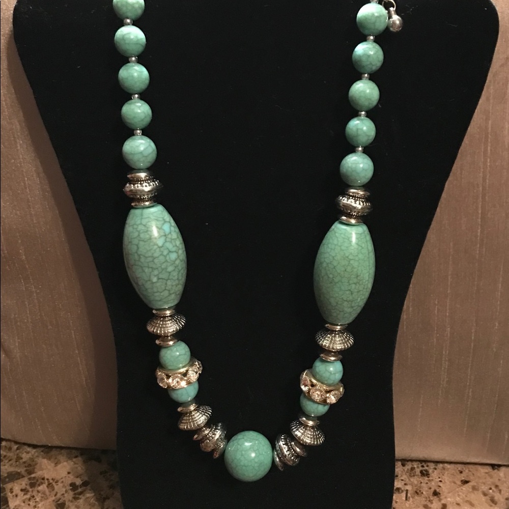 Turquoise Oval Necklace w/ Earrings